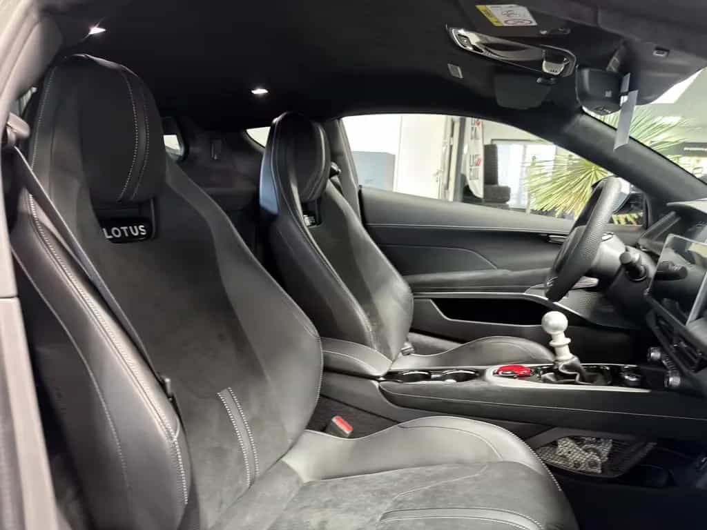Lotus Emira 3.5 V6 298 kW SE V6 Extended Black Pack Al 07/2024-photo-29