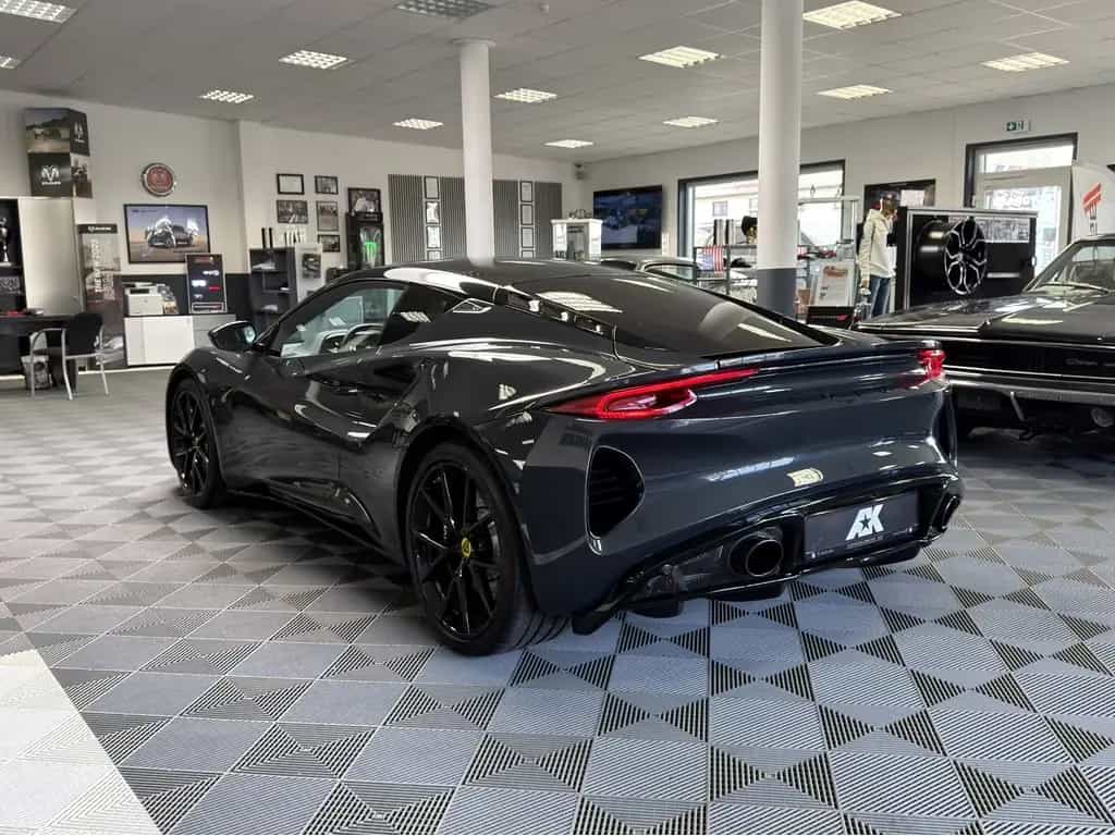 Lotus Emira 3.5 V6 298 kW SE V6 Extended Black Pack Al 07/2024-photo-3