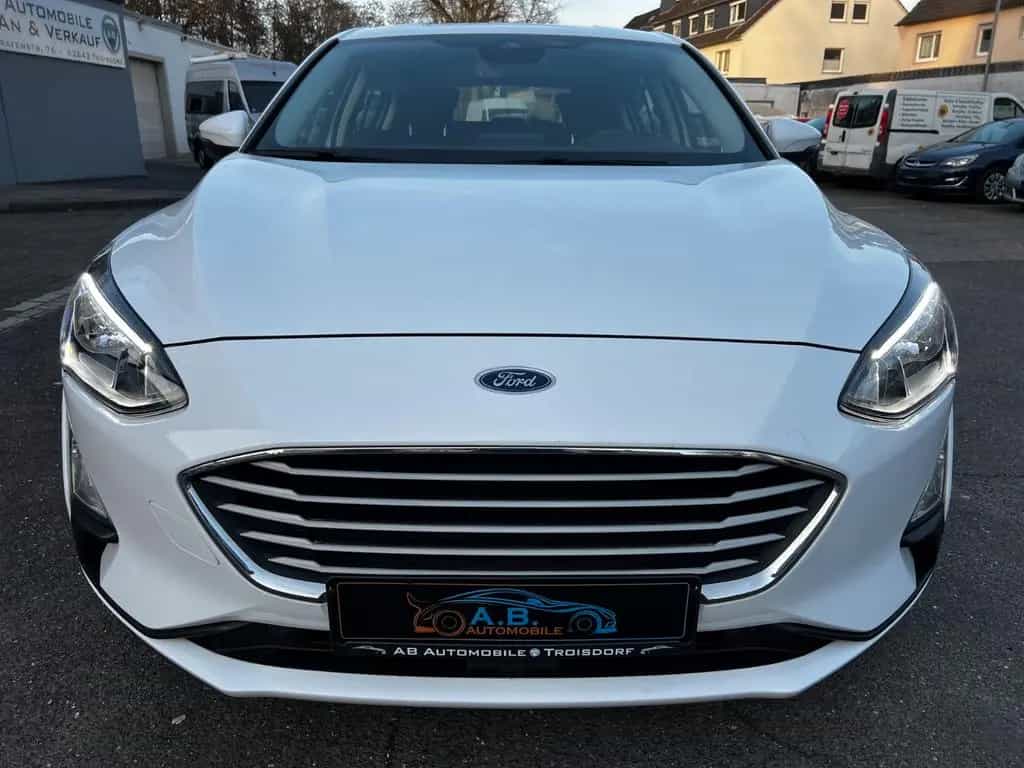 Ford Focus Lim. Cool & Connect 05/2021-photo-1