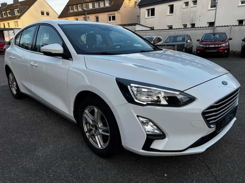 Ford Focus Lim. Cool & Connect 05/2021-photo-2