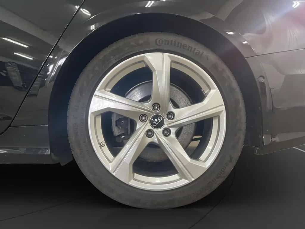 Audi A6 Avant 45 TDI qu. S line Pano Matrix LM 19" Na 03/2022-photo-13