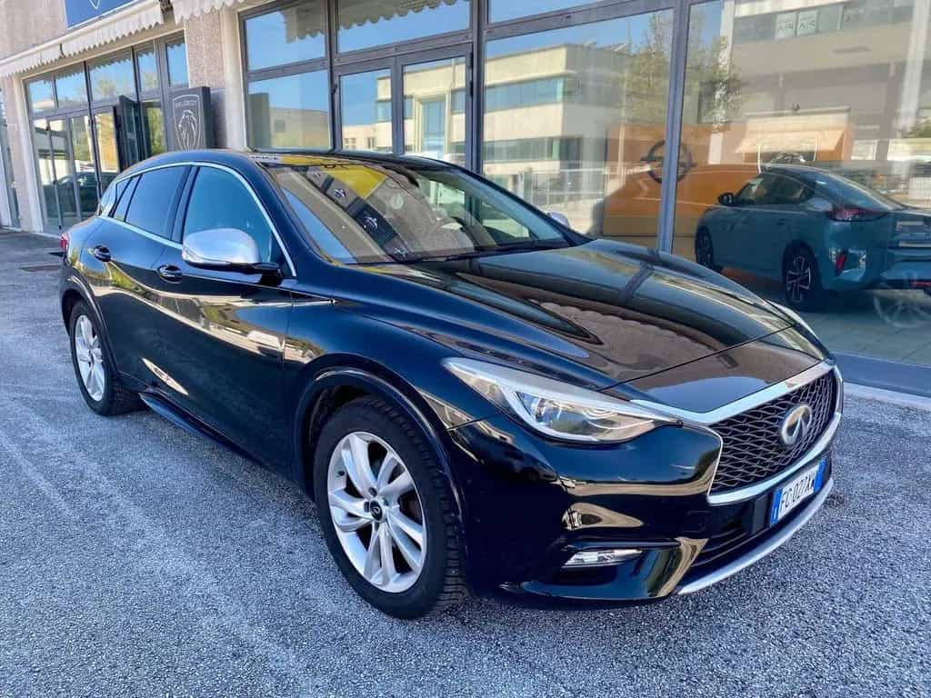 Infiniti Q30 Q3 1.5 diesel Executive - PROMO FINANZI 03/2016-photo-1