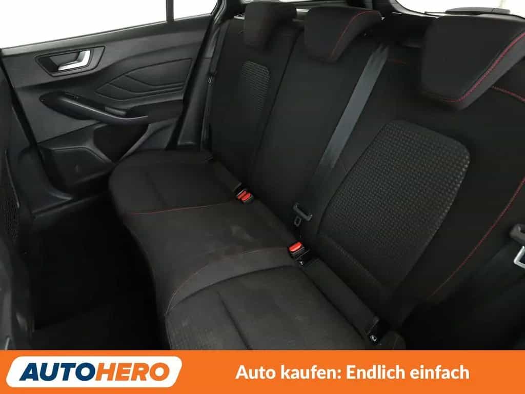 Ford Focus 1.5 EcoBoost ST-Line Aut*NAVI*LED*TEMPO* 02/2020-photo-13