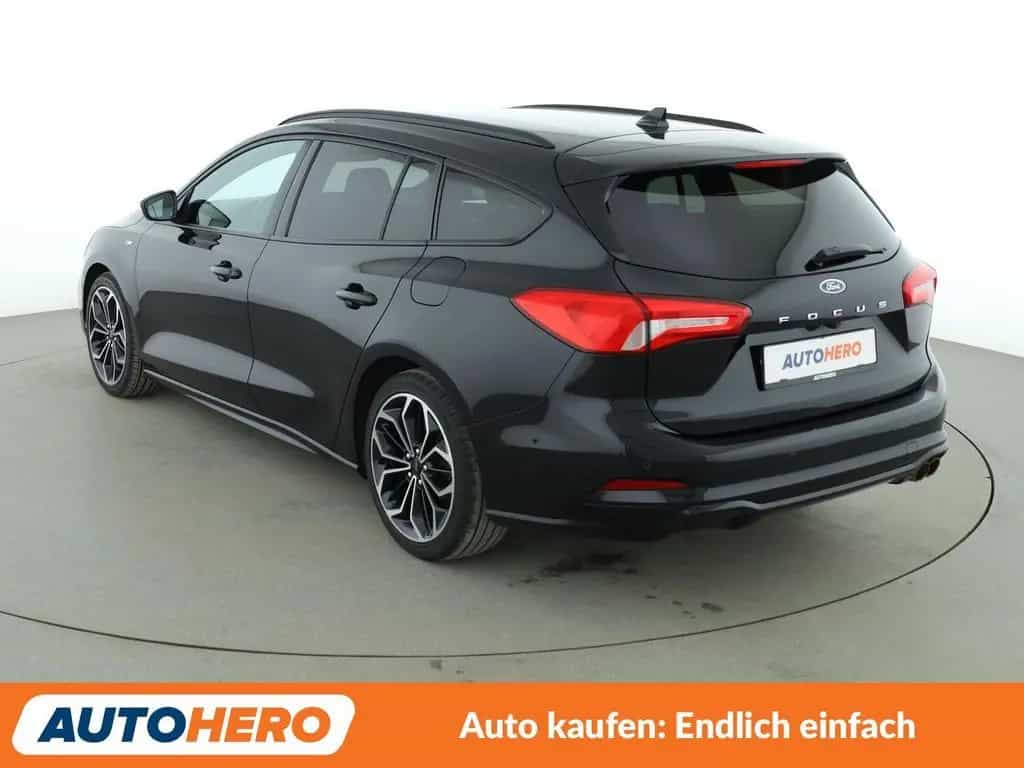 Ford Focus 1.5 EcoBoost ST-Line Aut*NAVI*LED*TEMPO* 02/2020-photo-3