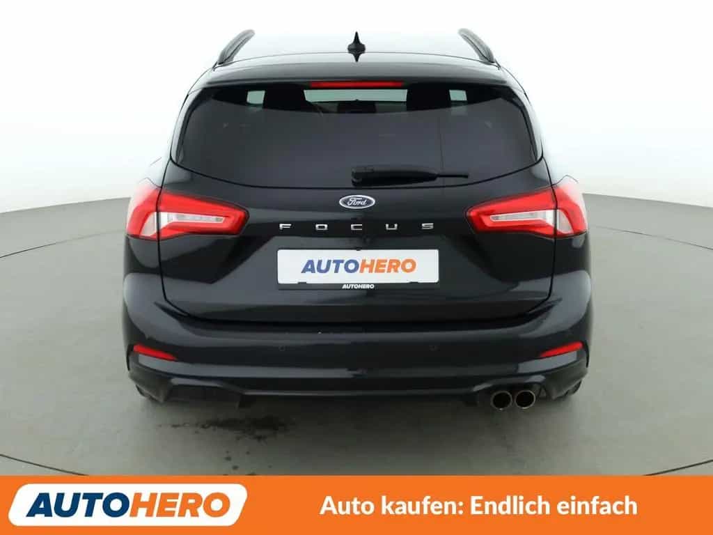 Ford Focus 1.5 EcoBoost ST-Line Aut*NAVI*LED*TEMPO* 02/2020-photo-4