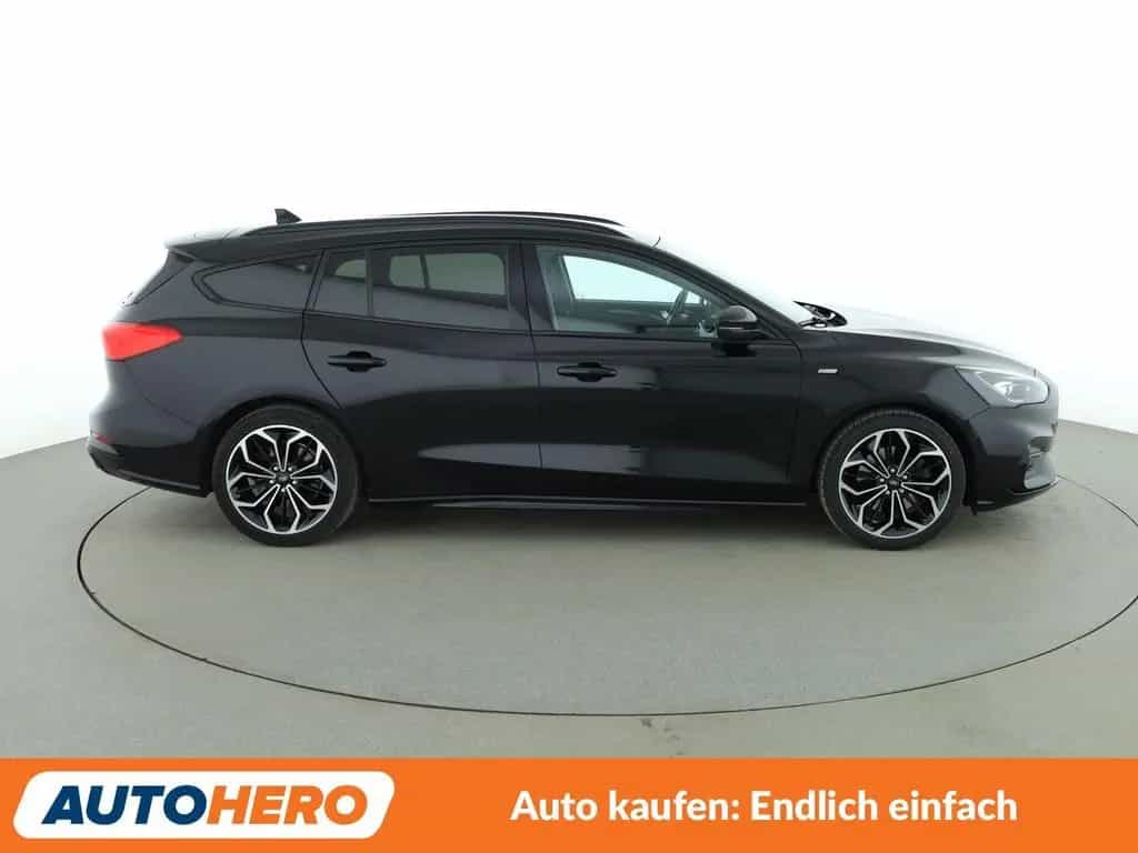 Ford Focus 1.5 EcoBoost ST-Line Aut*NAVI*LED*TEMPO* 02/2020-photo-6