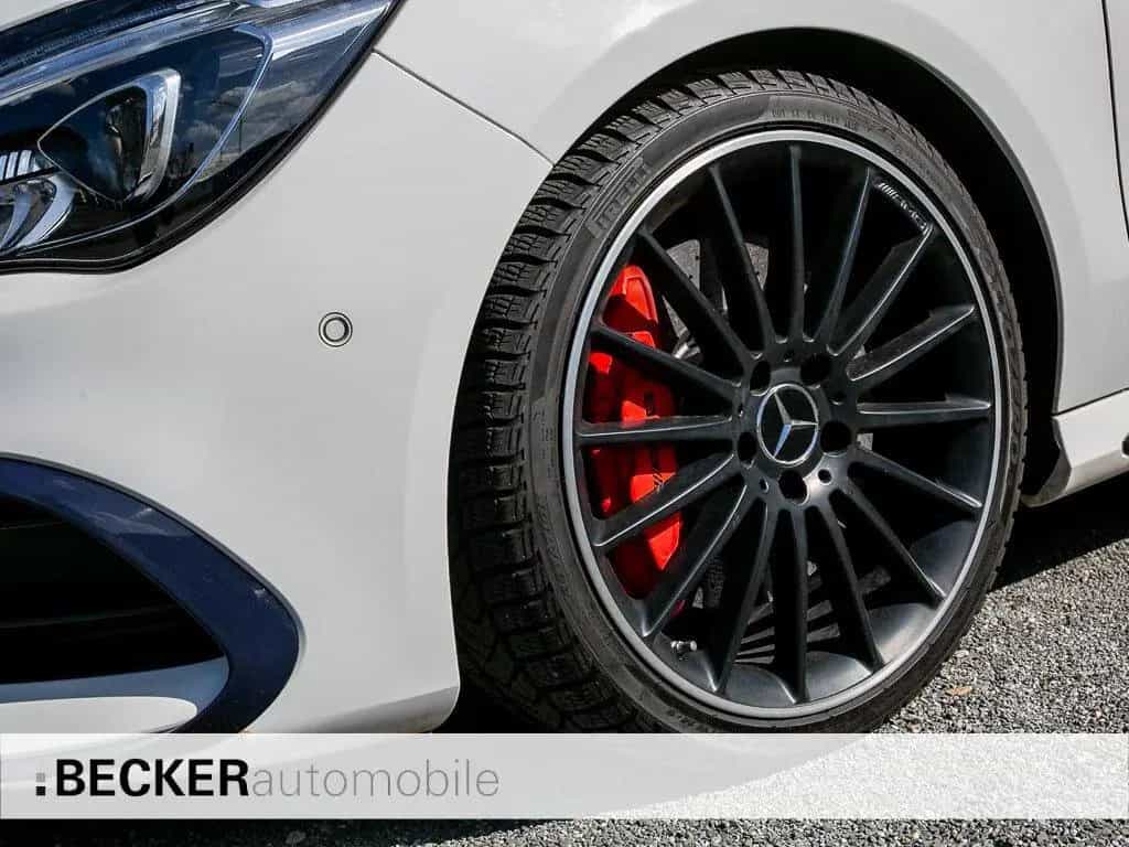 Mercedes-Benz CLA 45 AMG Shooting Brake CLA 45 SB Performance Sitze Drivers Package PANO 09/2018-photo-2