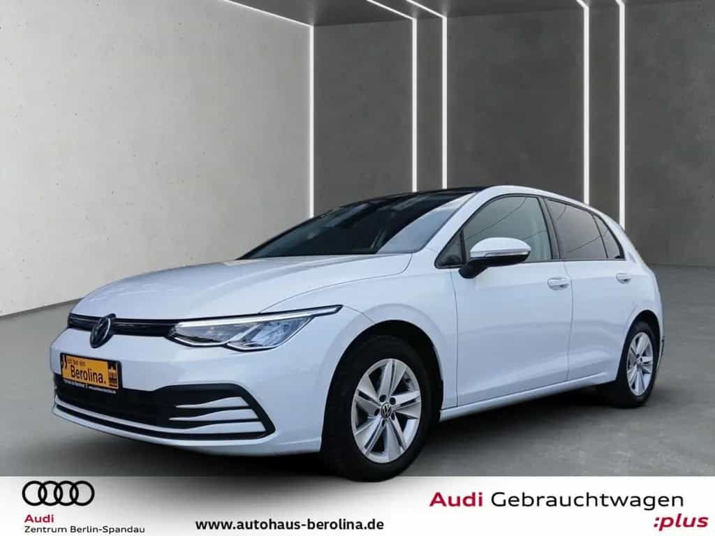 Volkswagen Golf VIII 1.0 eTSI Life DSG *PANO*NAV*ACC*SHZ* 05/2022-photo-1