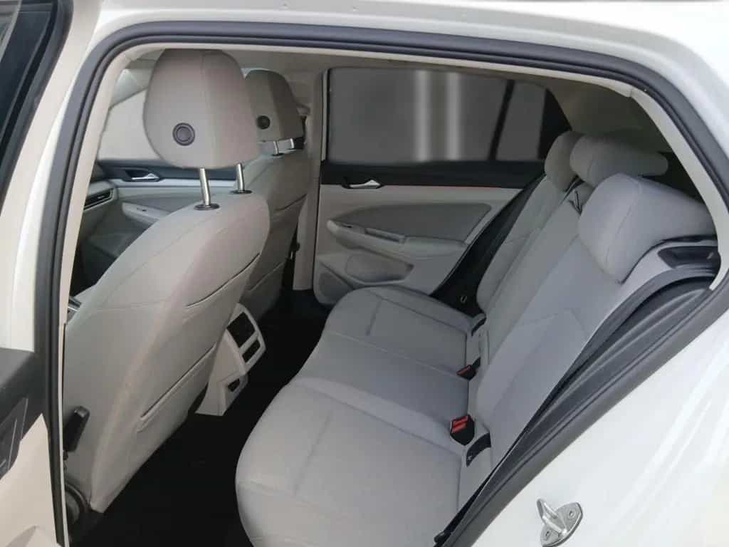 Volkswagen Golf VIII 1.0 eTSI Life DSG *PANO*NAV*ACC*SHZ* 05/2022-photo-10
