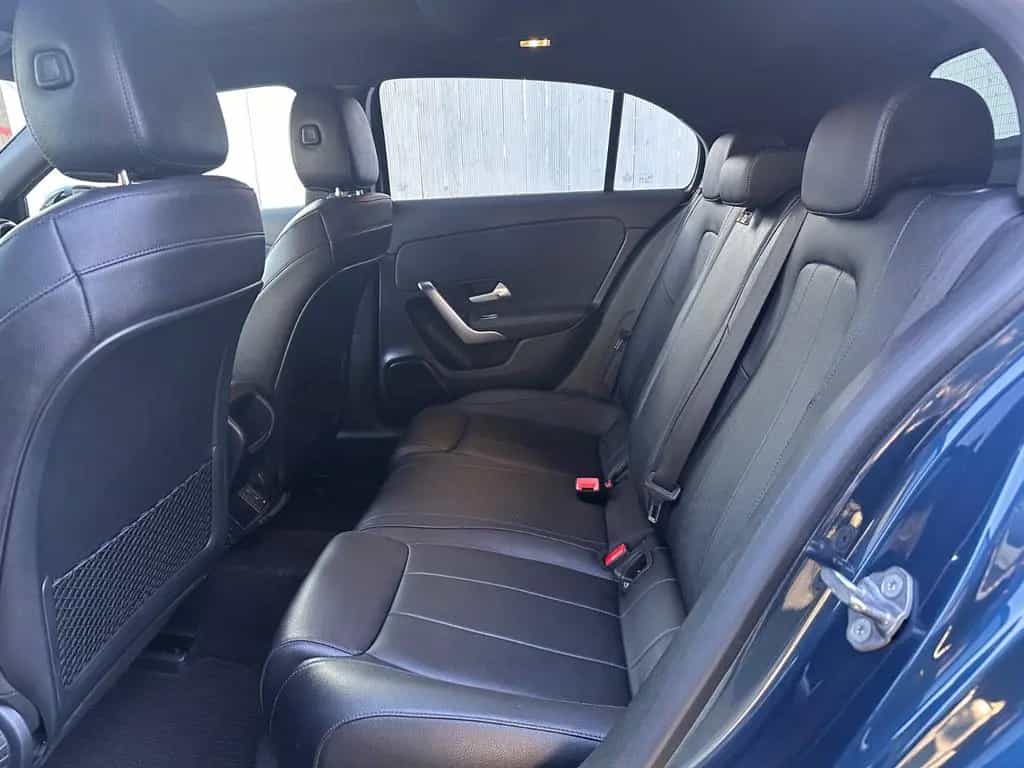 Mercedes-Benz A-Class 4Matic/Night-Paket/Pano/Kamera/LED/Leder 05/2019-photo-16