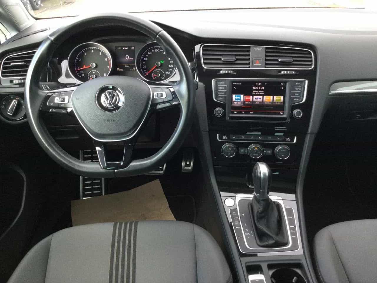 Volkswagen Golf 03/2016-photo-8