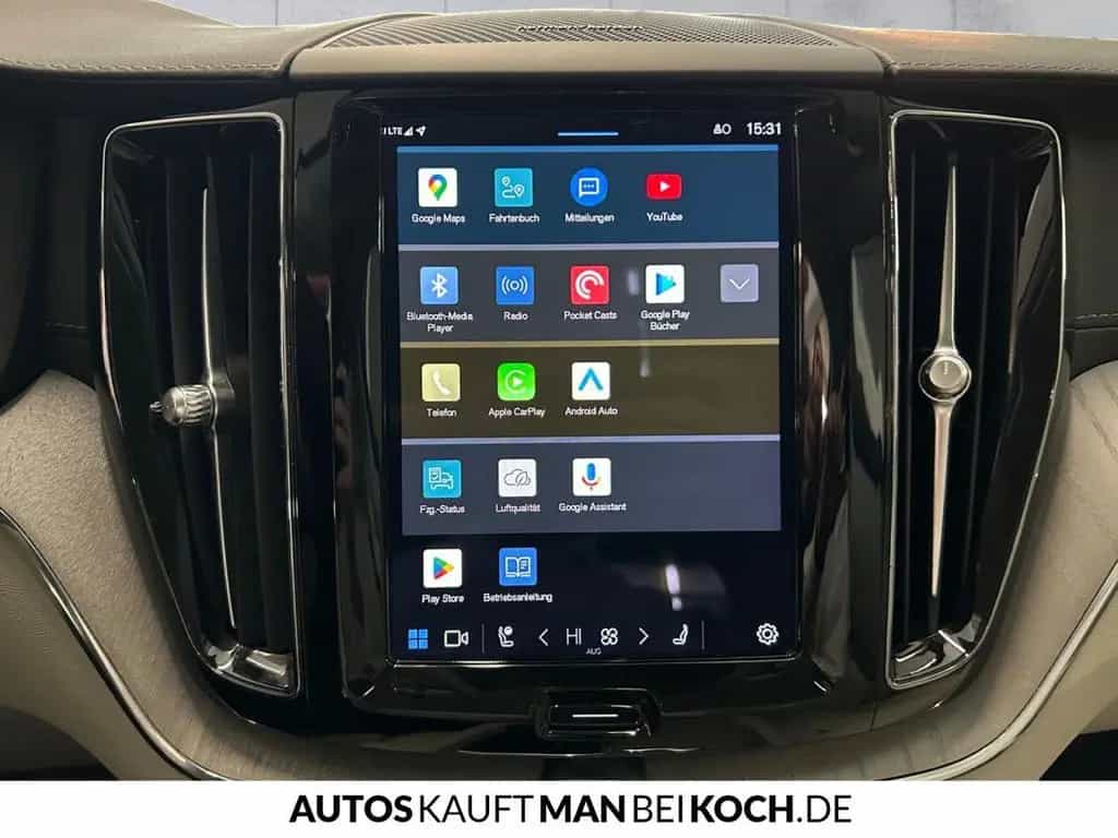 Volvo XC60 B5 AWD Ultimate Bright ACC BLIS PANO HUD H& 11/2022-photo-25