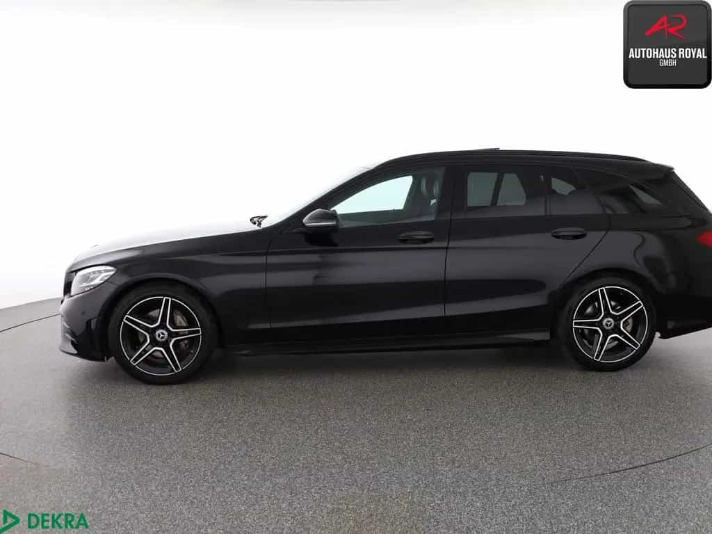 Mercedes-Benz C-Class 220 d T 3x AMG NIGHT PANO,WIDE,KAMERA,AHK,SH 10/2019-photo-1