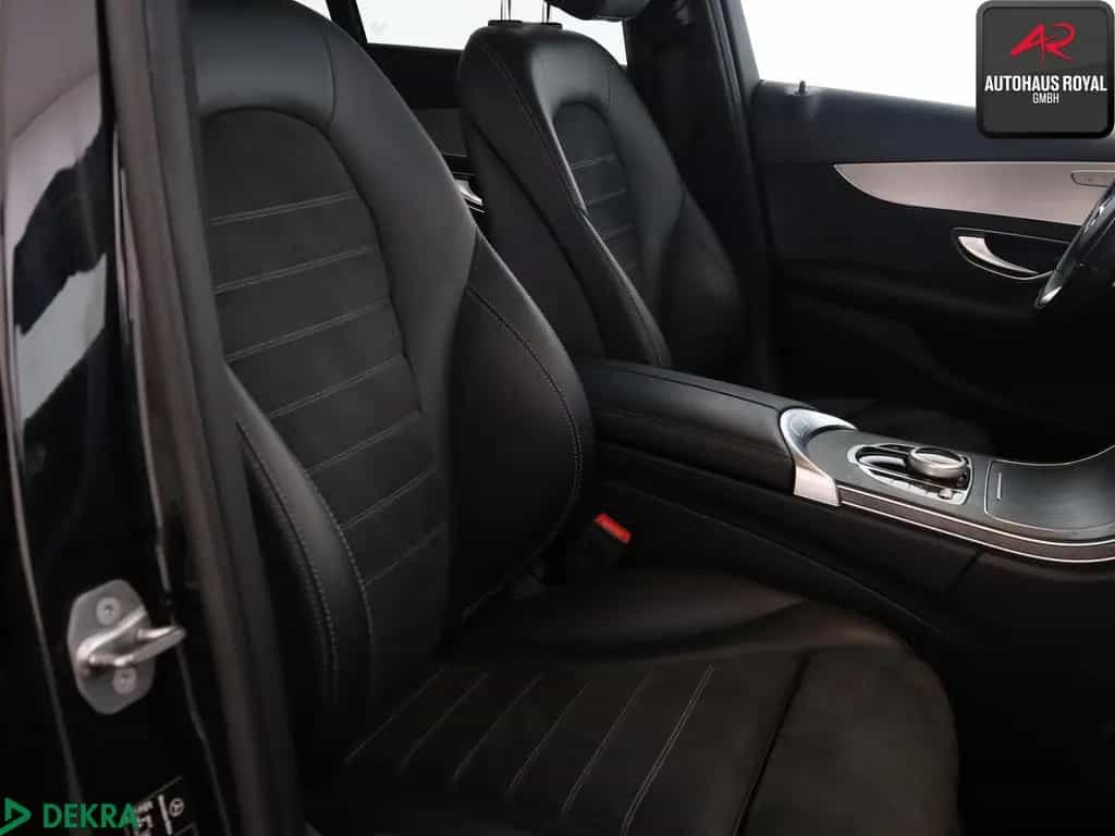 Mercedes-Benz C-Class 220 d T 3x AMG NIGHT PANO,WIDE,KAMERA,AHK,SH 10/2019-photo-10