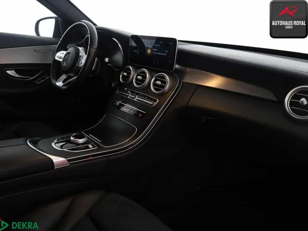 Mercedes-Benz C-Class 220 d T 3x AMG NIGHT PANO,WIDE,KAMERA,AHK,SH 10/2019-photo-9