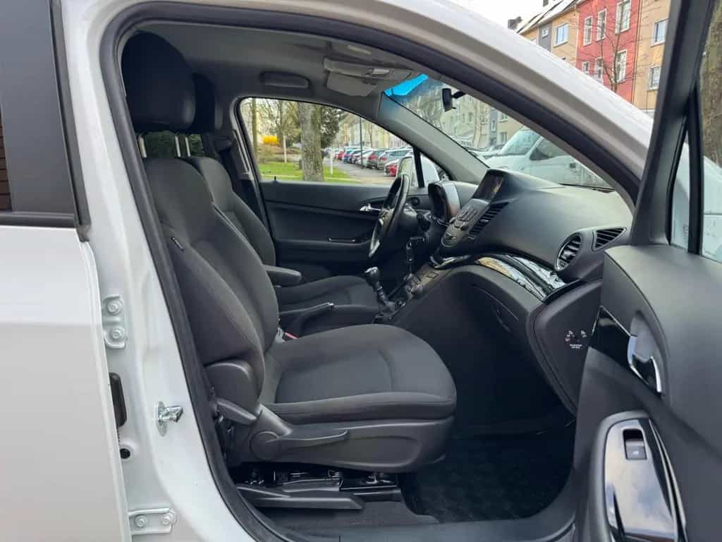 Chevrolet Orlando 1.4T LTZ/7-SITZER/NAVI/R-KAMERA/GEPFLEGT 04/2013-photo-14