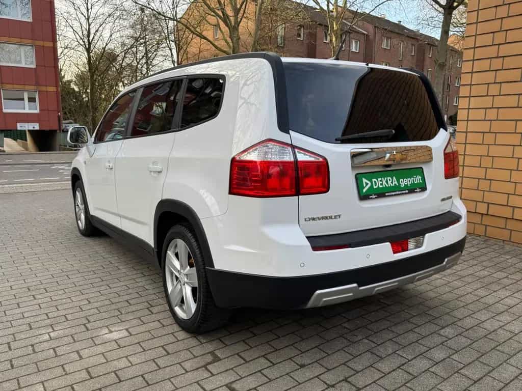 Chevrolet Orlando 1.4T LTZ/7-SITZER/NAVI/R-KAMERA/GEPFLEGT 04/2013-photo-4