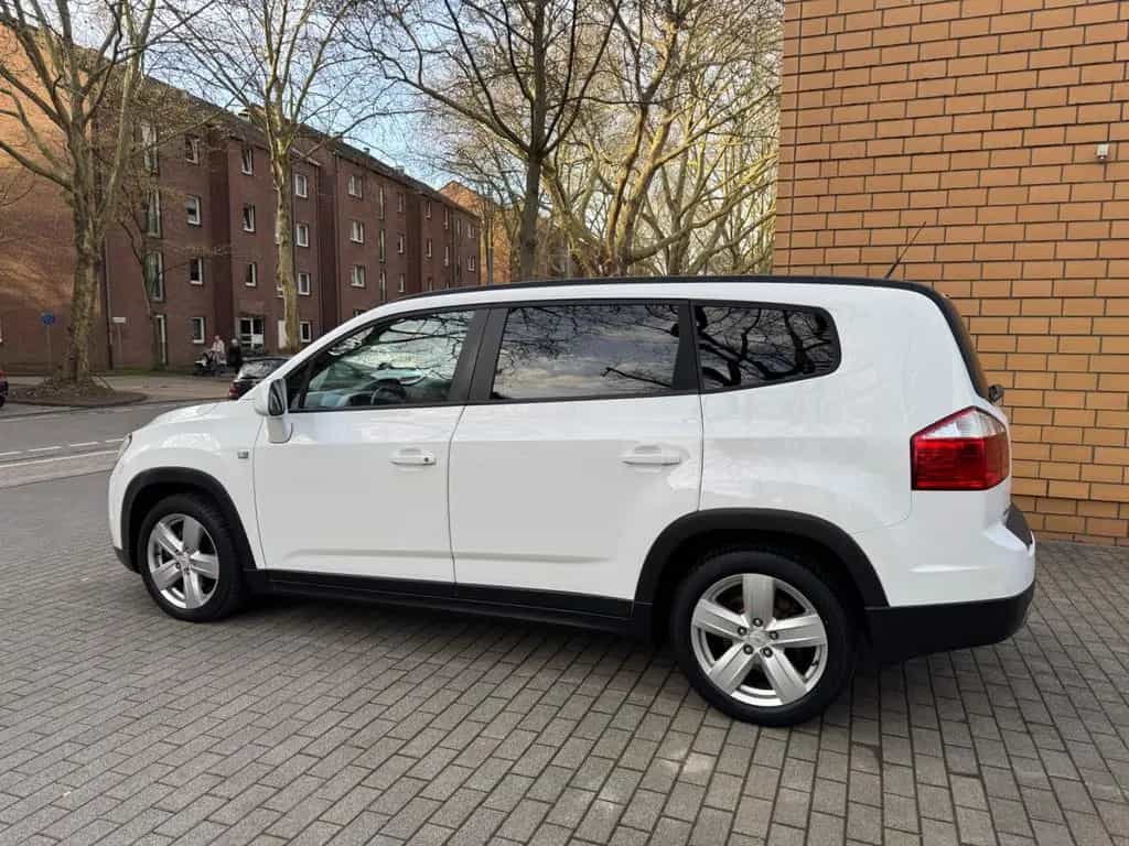 Chevrolet Orlando 1.4T LTZ/7-SITZER/NAVI/R-KAMERA/GEPFLEGT 04/2013-photo-5
