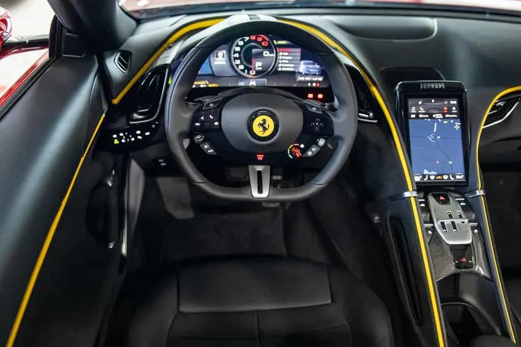 Ferrari Roma Spider AFS3 360° HIFI-Sound Daytona-Seats 02/2025-photo-17