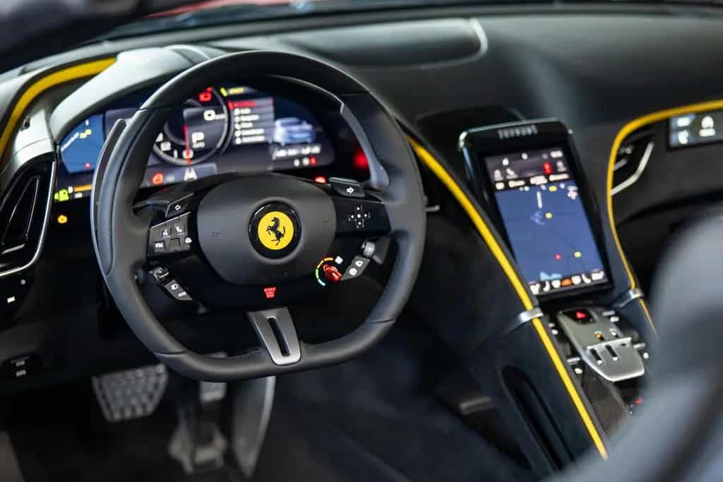 Ferrari Roma Spider AFS3 360° HIFI-Sound Daytona-Seats 02/2025-photo-19