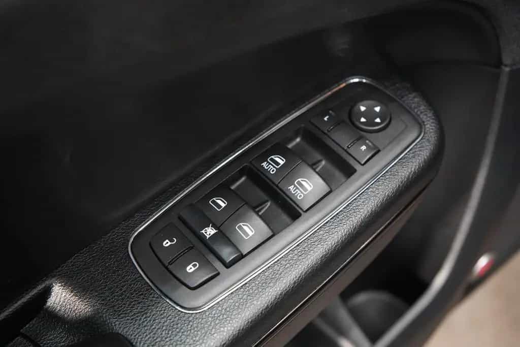 Chrysler 300C S Lim. *3.Hand*Unfallfrei*Kamera*Pano* 07/2015-photo-18