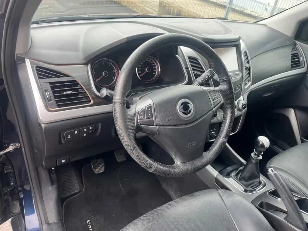Ssangyong Korando Bi-Xenon/4x4/Leder/Navi/Pdc/Ahk/Cruise 03/2016-photo-6