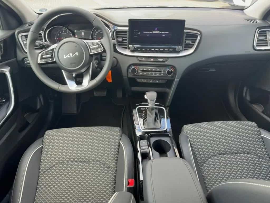 Kia XCeed 1.5T 140 DCT7 Vision 09/2025-photo-10