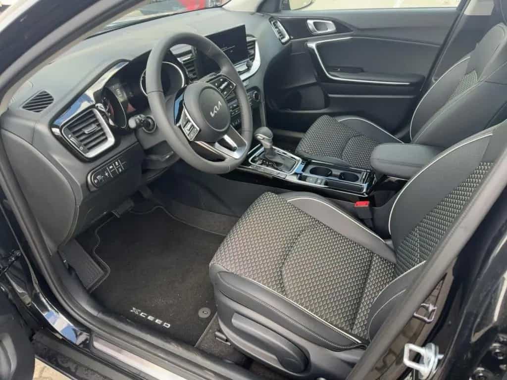 Kia XCeed 1.5T 140 DCT7 Vision 09/2025-photo-8