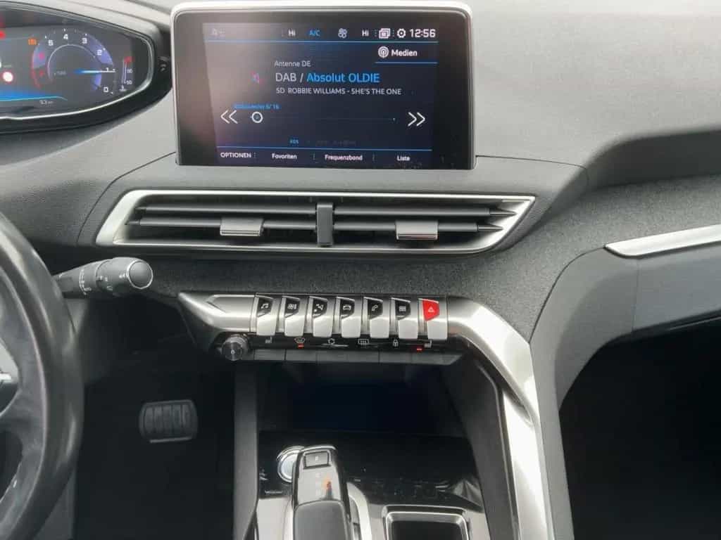 Peugeot 3008 Allure 08/2018-photo-12