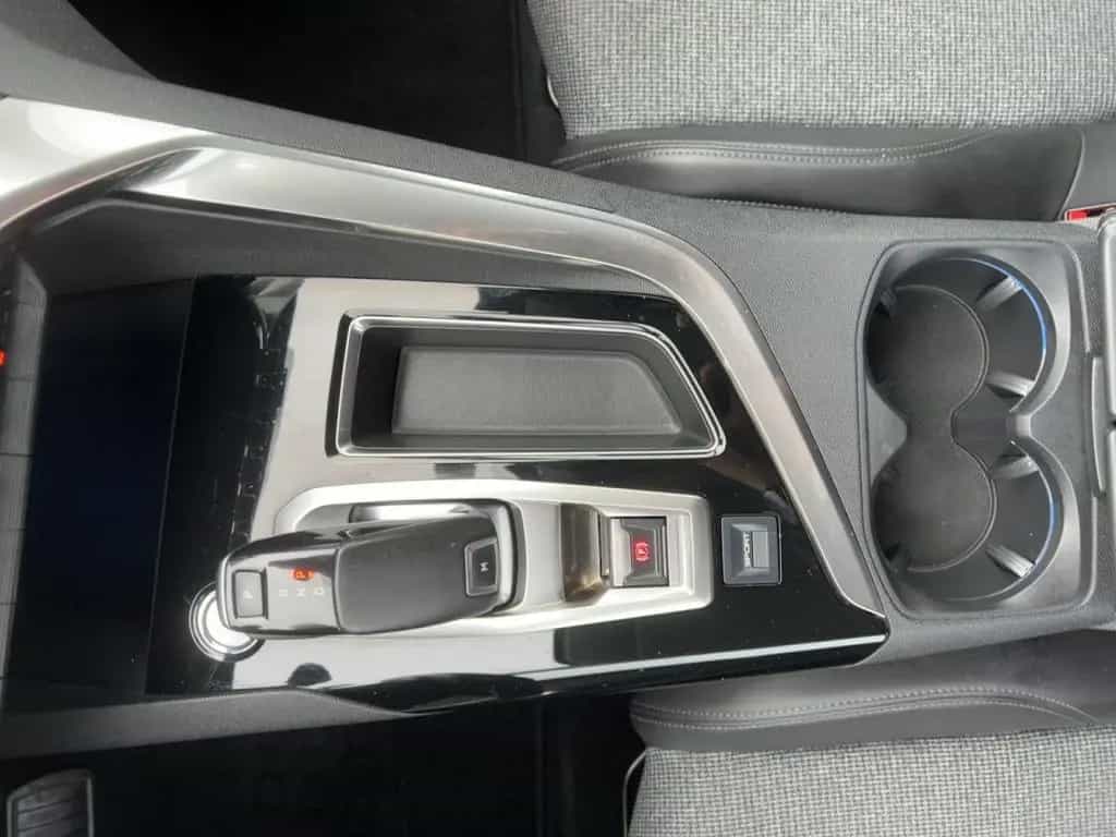 Peugeot 3008 Allure 08/2018-photo-14