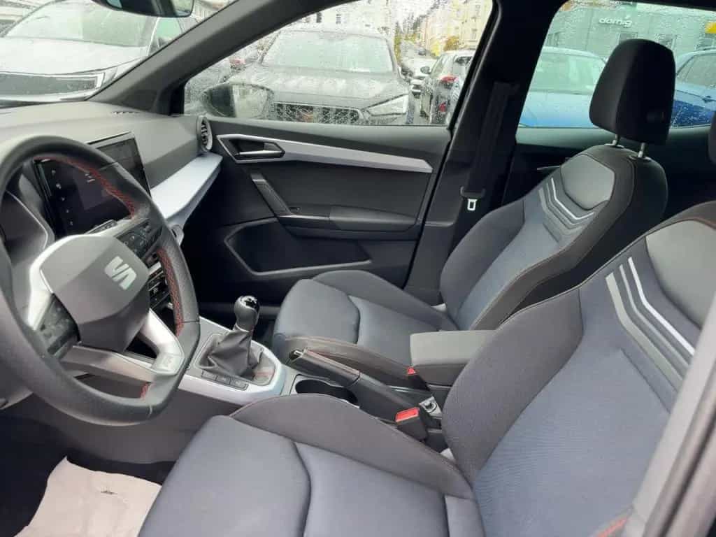 Seat Arona FR-Line, LED, Kamera, SHZ 05/2024-photo-8