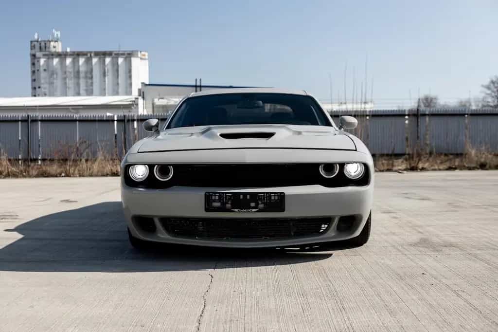 Dodge Challenger SRT8 6.4 392HEMI Czech Registration 01/2012-photo-2