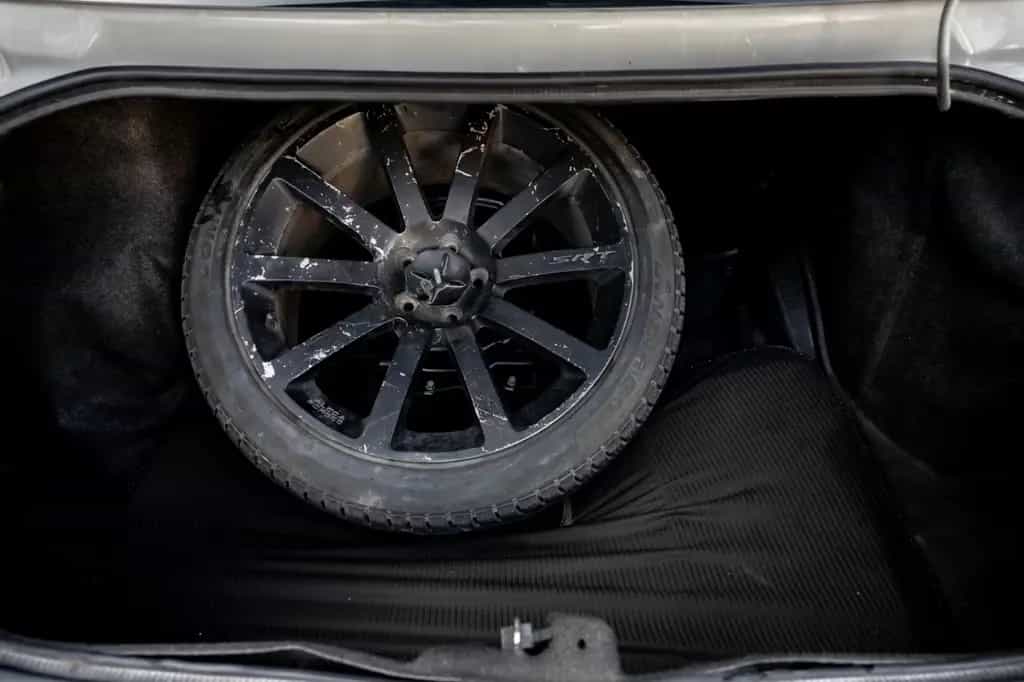 Dodge Challenger SRT8 6.4 392HEMI Czech Registration 01/2012-photo-36