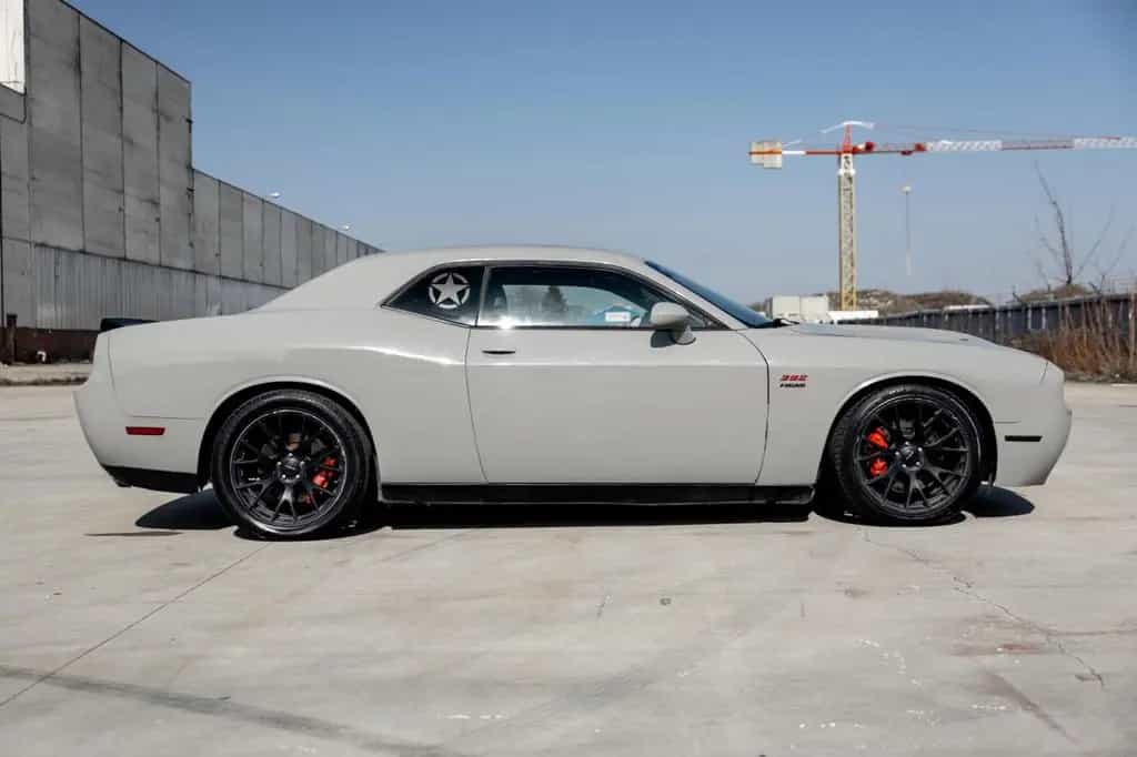Dodge Challenger SRT8 6.4 392HEMI Czech Registration 01/2012-photo-7