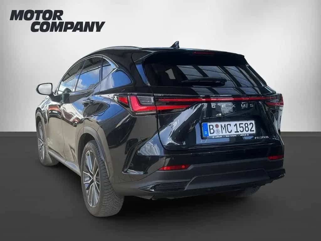 Lexus NX 350h NX 350 h   Luxury Line 10/2025-photo-1