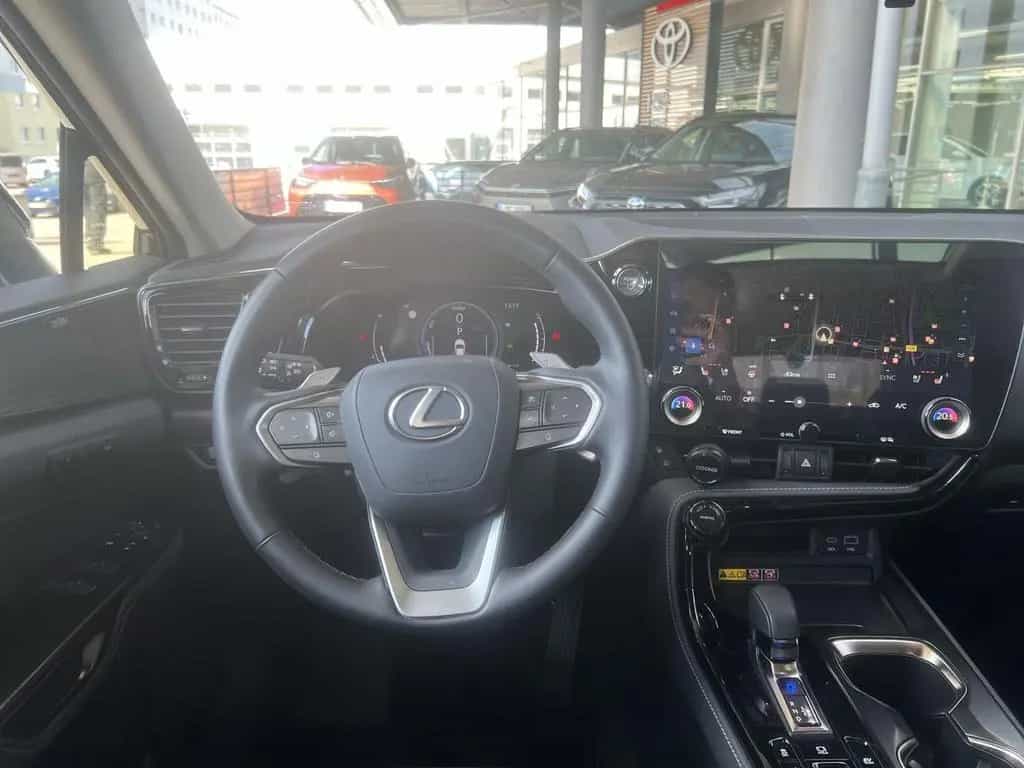 Lexus NX 350h NX 350 h   Luxury Line 10/2025-photo-8