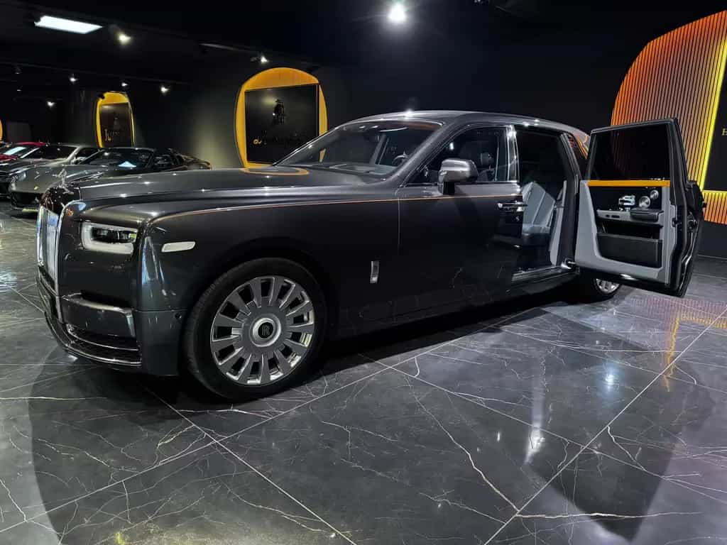 Rolls-Royce Phantom Dt.Auslieferung*unfallfrei*Service neu 04/2018-photo-4