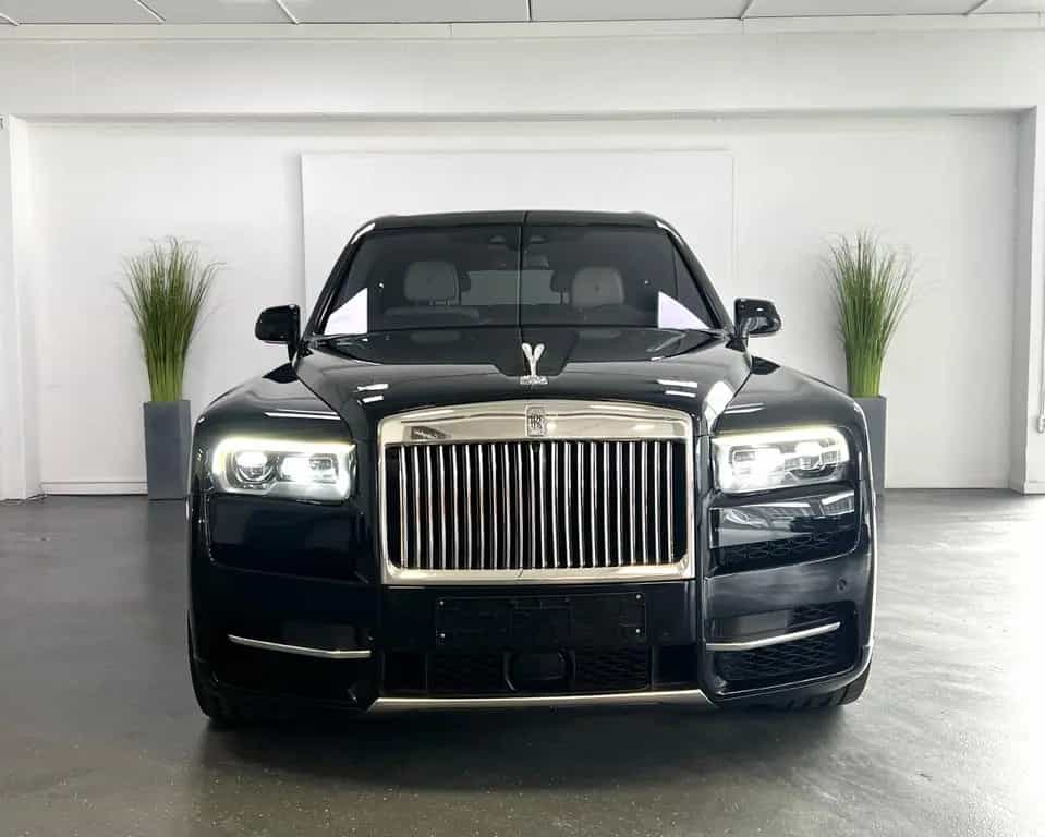 Rolls-Royce Cullinan V12 * 24 Zoll* Wartung NEU*AHK* 11/2018-photo-1