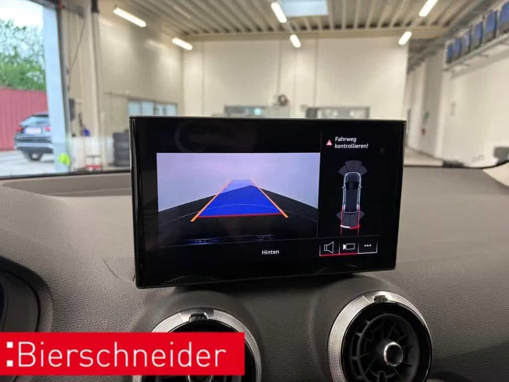 Audi Q2 40 TFSI qu. S tronic advanced LED KAMERA NAVI 07/2025-photo-11