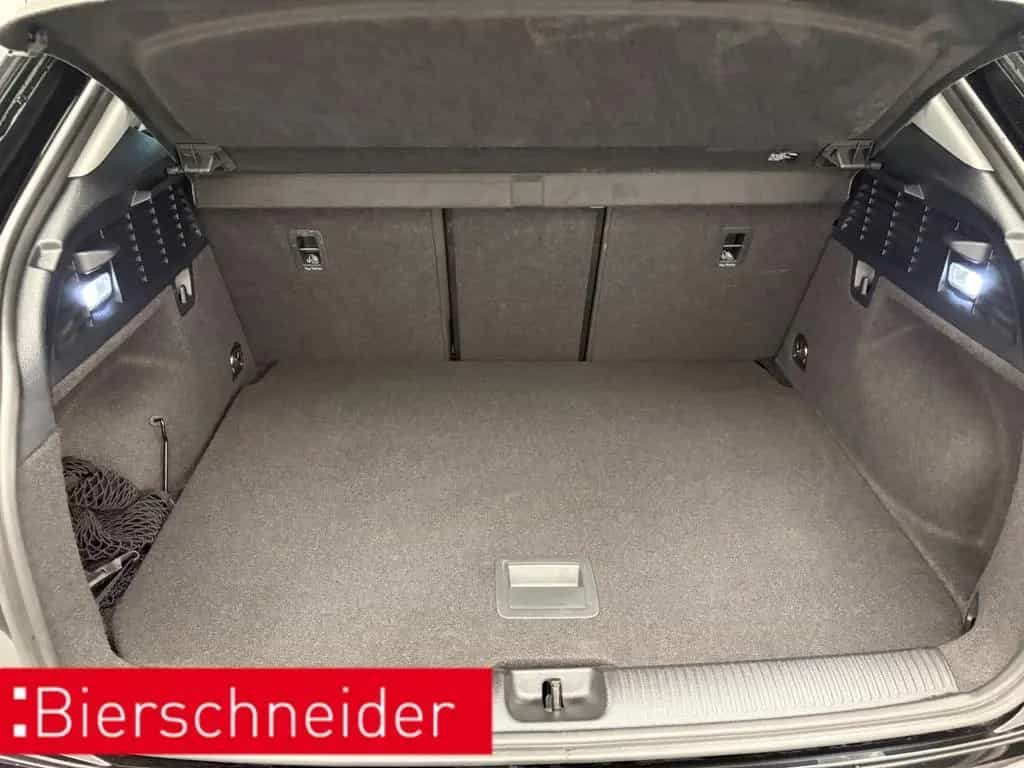 Audi Q2 40 TFSI qu. S tronic advanced LED KAMERA NAVI 07/2025-photo-13