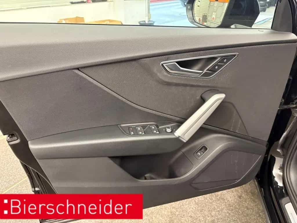 Audi Q2 40 TFSI qu. S tronic advanced LED KAMERA NAVI 07/2025-photo-14