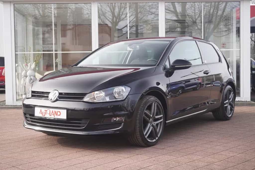 Volkswagen Golf VII 1.4 TSI Allstar DSG PDC SHZ Temp AHK 05/2016-photo-1