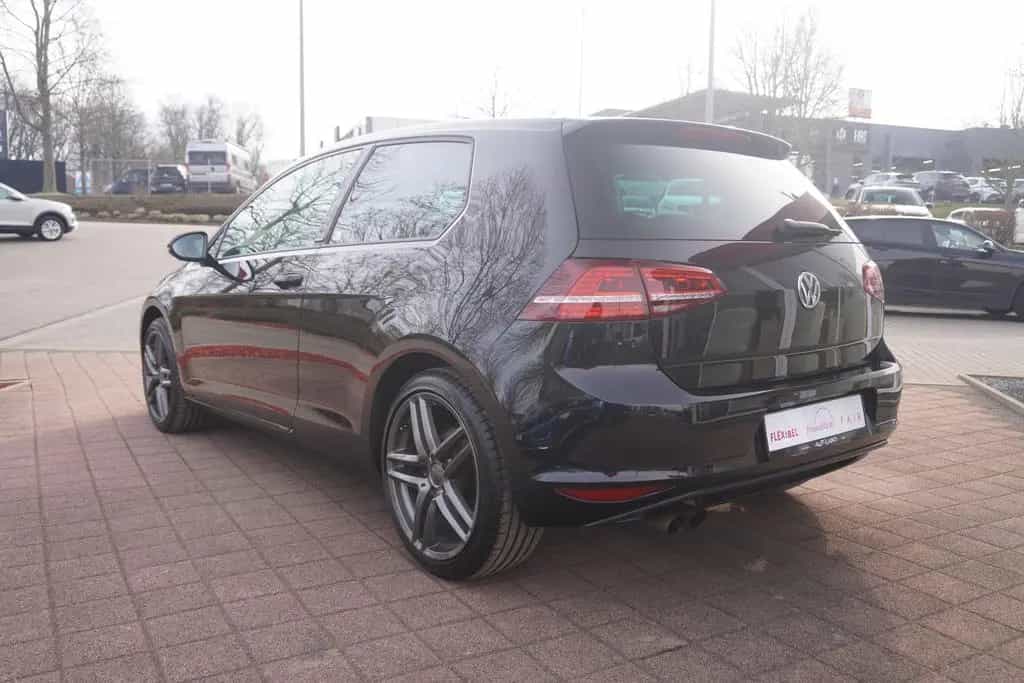Volkswagen Golf VII 1.4 TSI Allstar DSG PDC SHZ Temp AHK 05/2016-photo-2