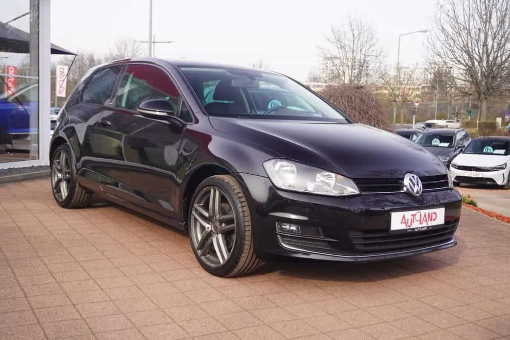 Volkswagen Golf VII 1.4 TSI Allstar DSG PDC SHZ Temp AHK 05/2016-photo-4
