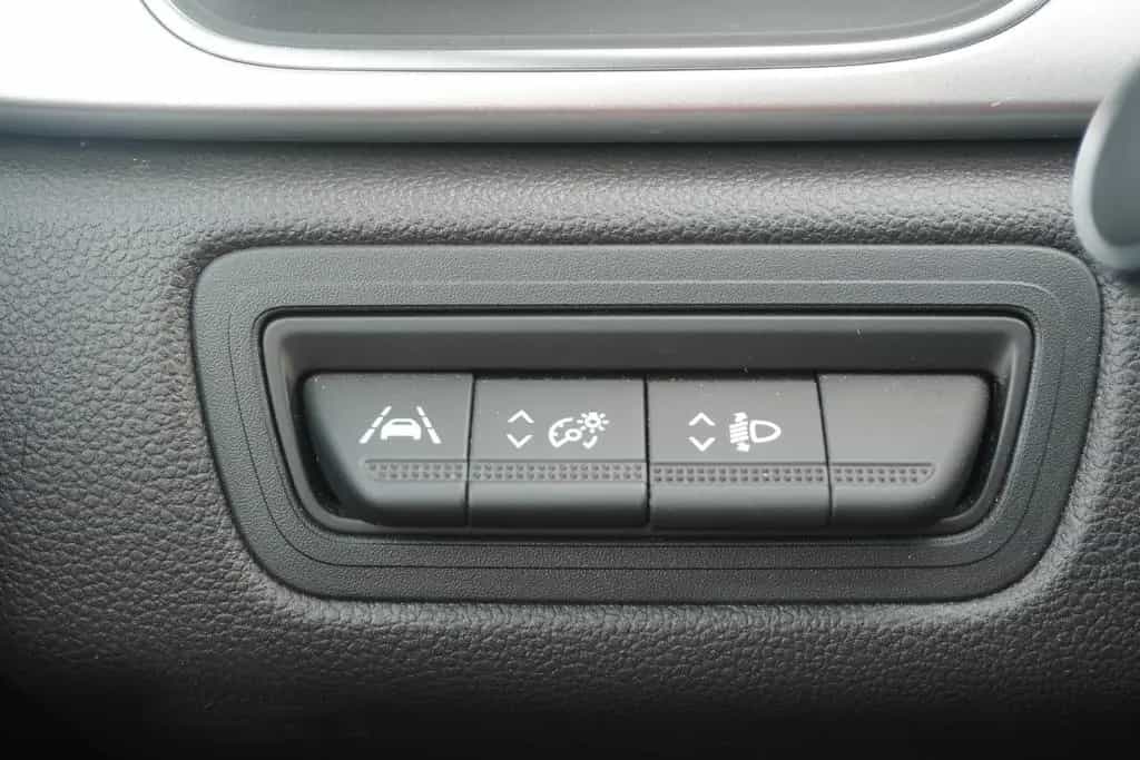 Renault Captur II 1.0 TCE LED Spurhalte Tempomat Klima 06/2020-photo-28