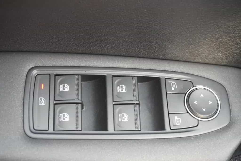 Renault Captur II 1.0 TCE LED Spurhalte Tempomat Klima 06/2020-photo-29