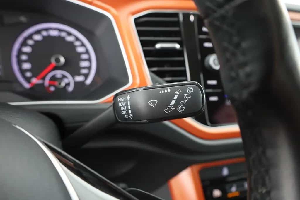 Volkswagen T-Roc 1.5 TSI DSG Style LED Navi Sitzheizung PDC 05/2019-photo-18