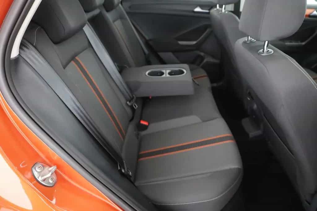Volkswagen T-Roc 1.5 TSI DSG Style LED Navi Sitzheizung PDC 05/2019-photo-23