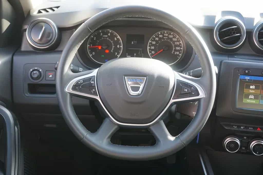 Dacia Duster II TCE Prestige 4WD Navi Totwinkel 360° 01/2020-photo-15