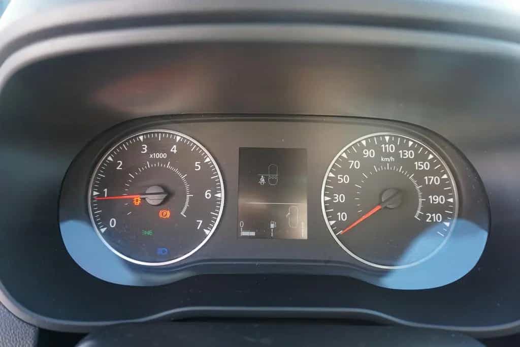 Dacia Duster II TCE Prestige 4WD Navi Totwinkel 360° 01/2020-photo-16